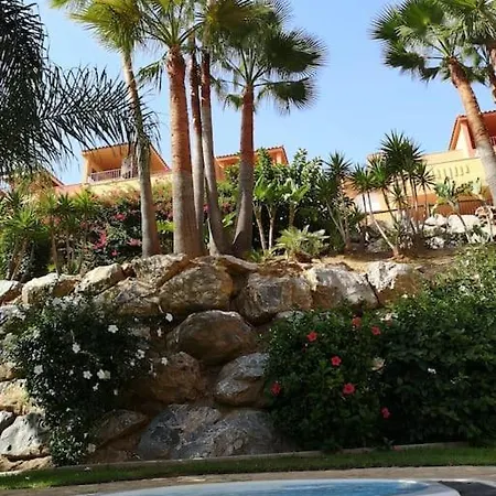 Reserva De Piscina Y Terraza Апартаменти *